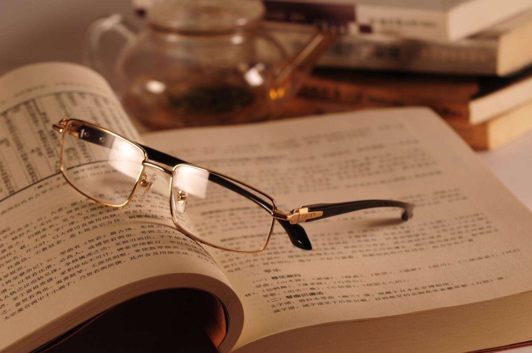 近視眼不會老花？關(guān)于眼睛的十大謠言你都信了么